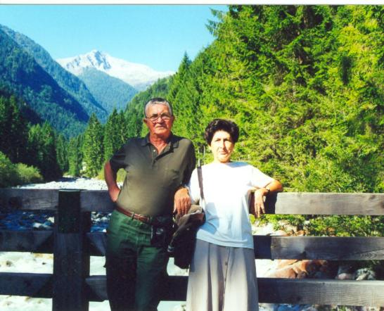 papa e mamma in montagna